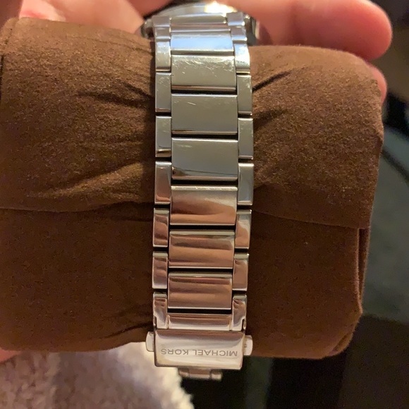 Michael Kors Parked Silver Dial Woman’s Watch - Picture 7 of 9